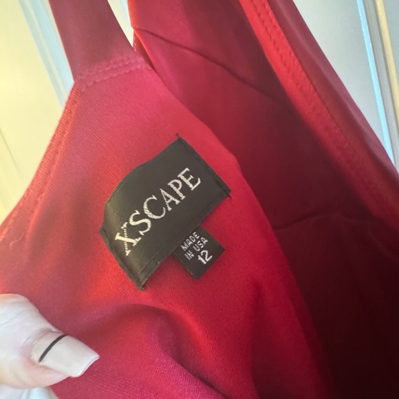 Little Red Dress - Picture 4 of 4